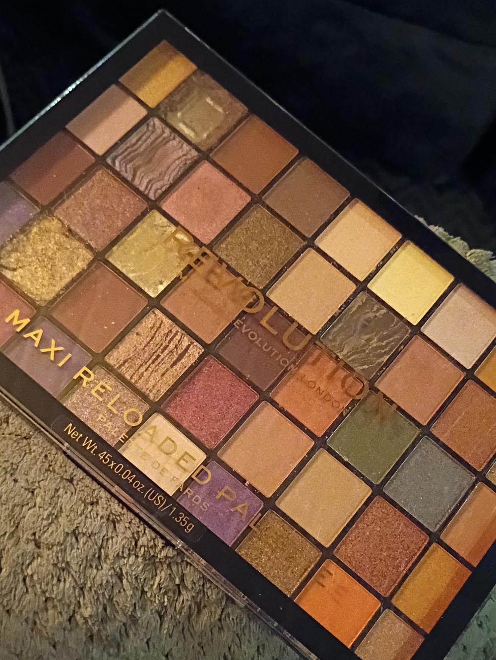 Makeup Revolution Maxi Reloaded Palette